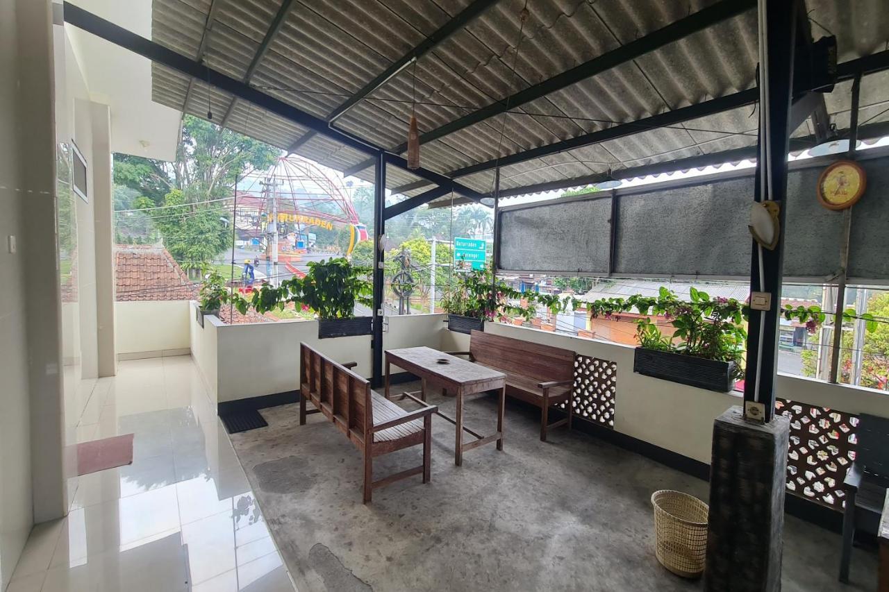 Capital O 93250 Hotel Tirta Kencana 2 Baturaden Banyumas Exterior foto