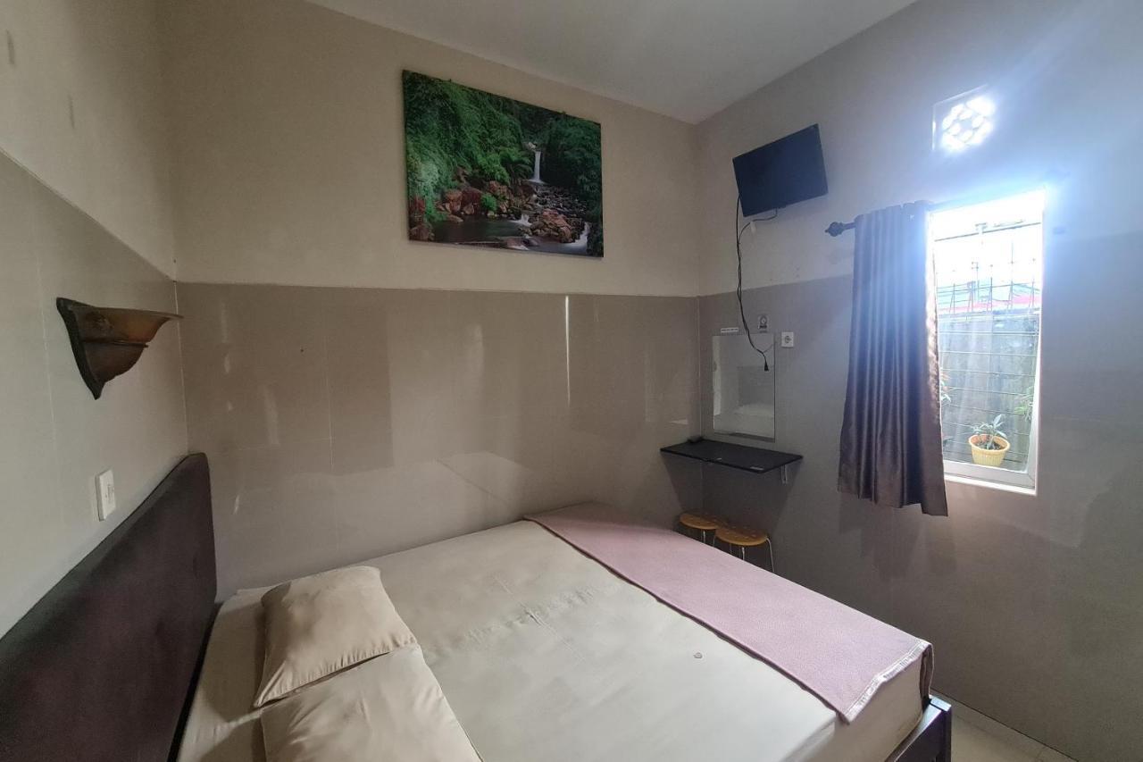 Capital O 93250 Hotel Tirta Kencana 2 Baturaden Banyumas Exterior foto