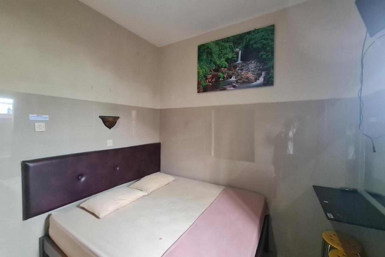 Capital O 93250 Hotel Tirta Kencana 2 Baturaden Banyumas Exterior foto